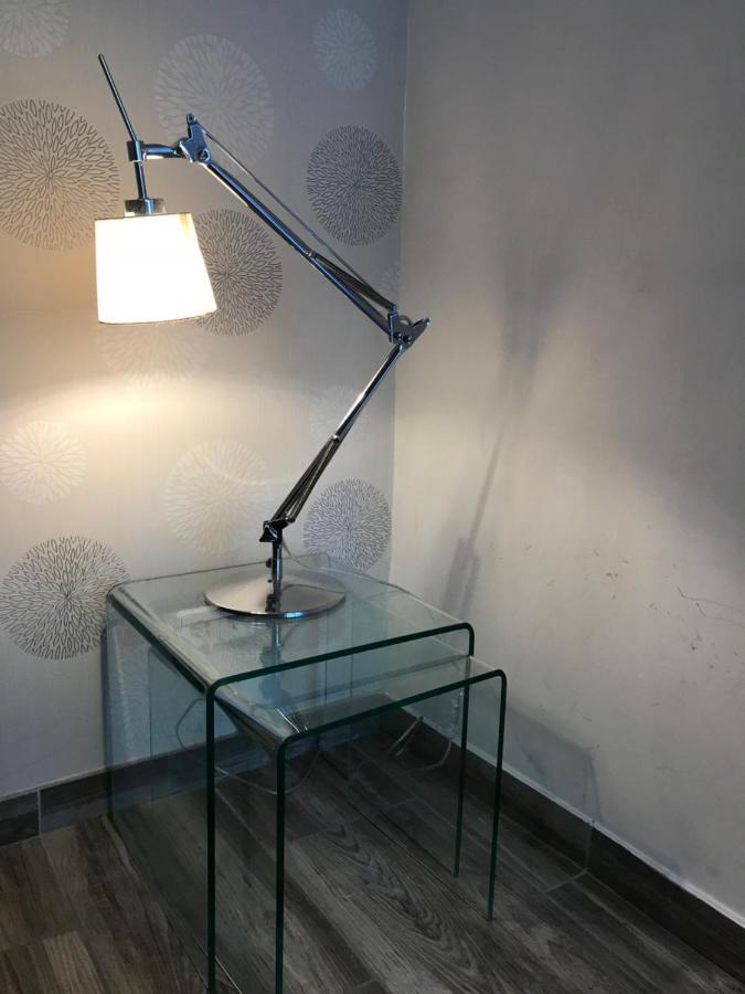 Designer Central Apartment With Terrace & Free Parking Berlin Bagian luar foto