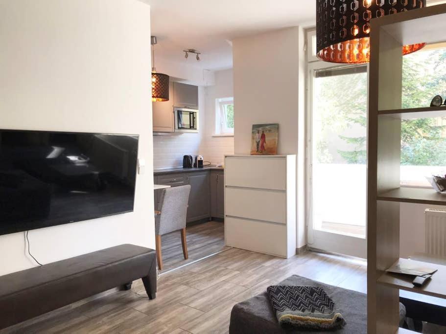 Designer Central Apartment With Terrace & Free Parking Berlin Bagian luar foto